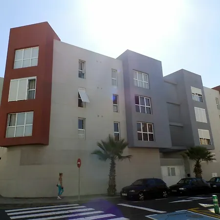 Medano Rent アパート *