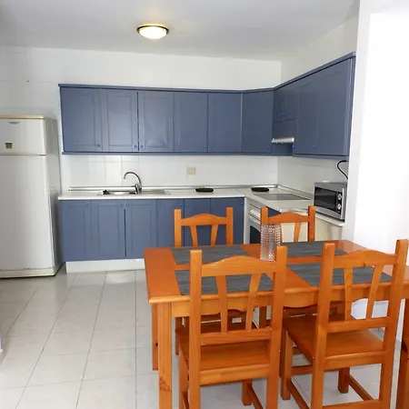 Medano Rent Арона