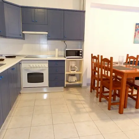 Medano Rent Апартаменты *